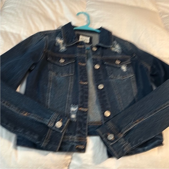 NWT distressed Wax Jean Classic Denim Jacket - Picture 4 of 4